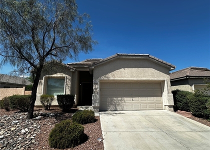 10912 Golden Birch Place - Photo 1