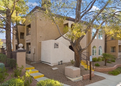 9325 W Desert Inn Road - Photo 1