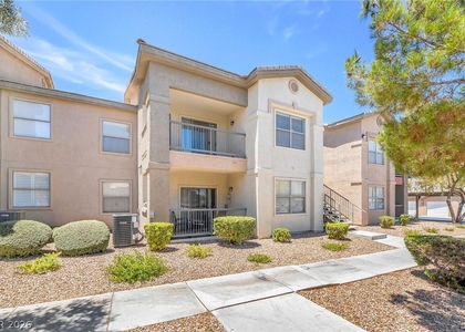8000 W Badura Avenue - Photo 1