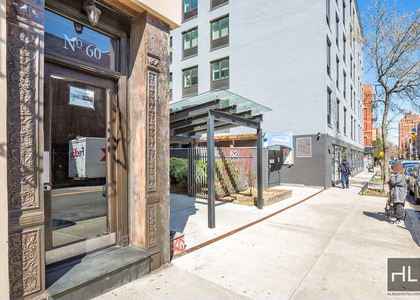 Avenue B - Photo 1