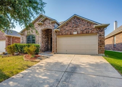 3213 Hornbeam Street - Photo 1