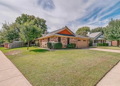 1440 Thistlewood Lane - Photo 1