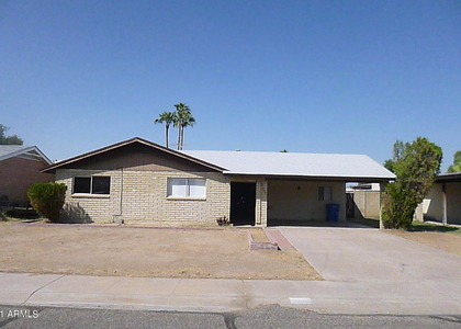 2246 W Corrine Drive - Photo 1