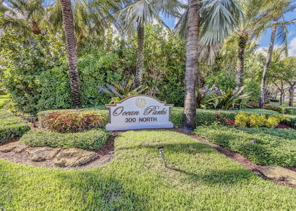 300 N A1a Highway - Photo 1