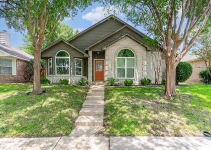 10678 Quest Drive - Photo 1