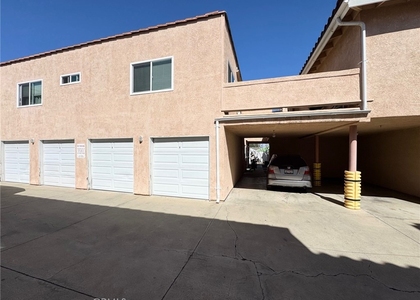 17511 Newland - Photo 1