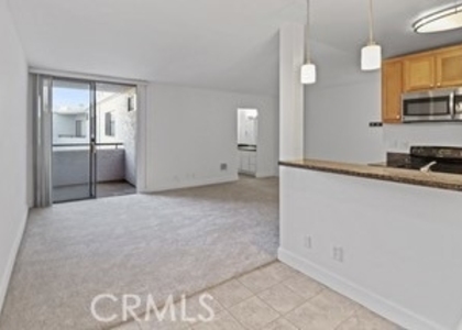 10982 Roebling - Photo 1