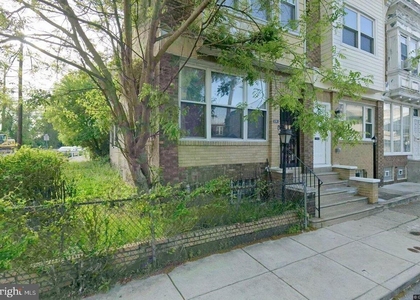 3263 N Etting Street - Photo 1