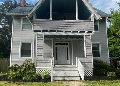 421 E Lake Avenue - Photo 1