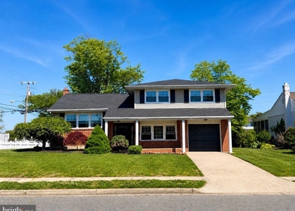 903 Janeka Lane - Photo 1