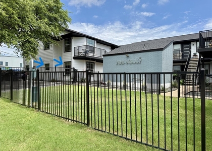700 Nelray Blvd - Photo 1