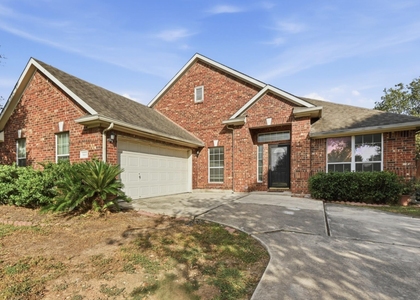 1665 Amberwood Loop - Photo 1