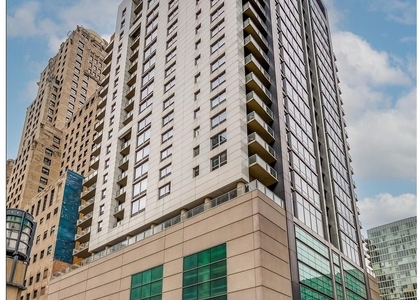 160 E Illinois Street - Photo 1
