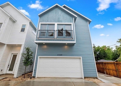 5720 Beall Street - Photo 1