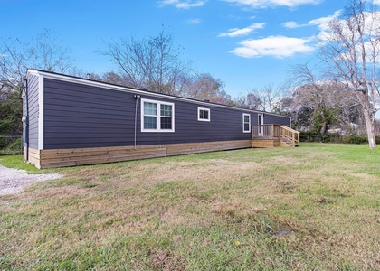 6506 N Martin Luther King Aven - Photo 1