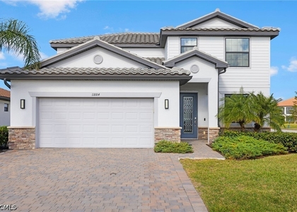 11884 Arbor Trace Drive - Photo 1