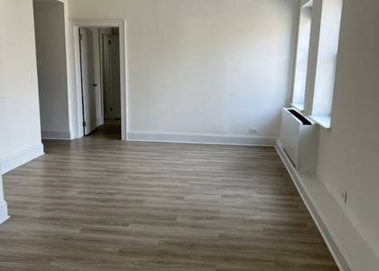 West 34th Street - Photo 1