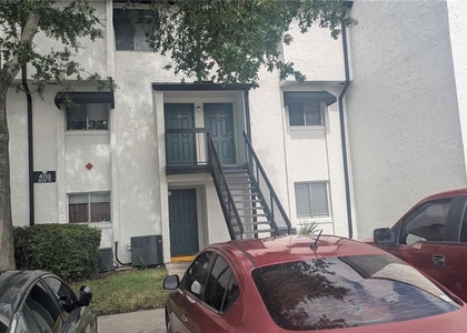 4113 S Semoran Boulevard - Photo 1