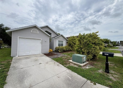 4007 39th Street W - Photo 1