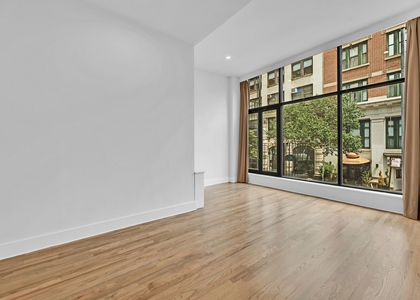 124 East 27th Street - Photo 1