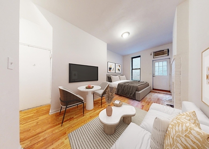 Bedford Street - Photo 1