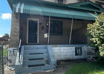 7442 Irvine St - Photo 1