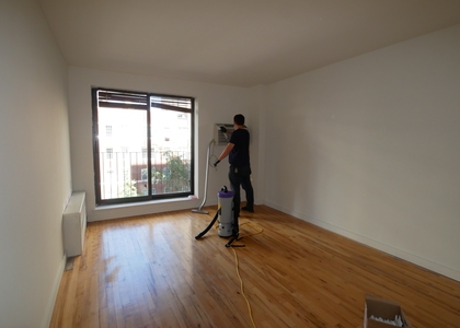516 East 86th Street - Photo 1