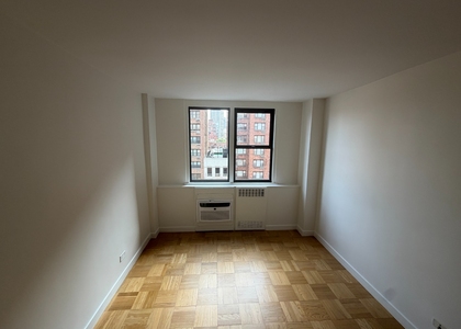 East 79th Street - Photo 1