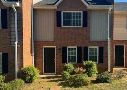 37 Mcintosh Parkway - Photo 1