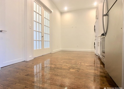 188 Claremont Avenue - Photo 1