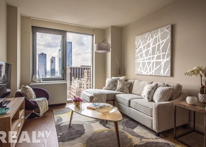 West 31st Street - Photo 1