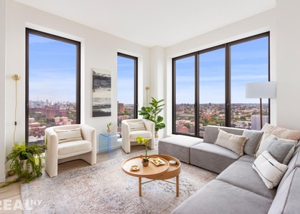 Vanderbilt Avenue - Photo 1