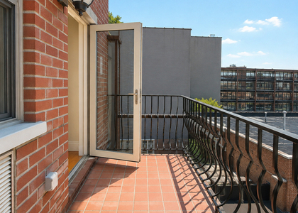 31st Ave #4A - Photo 1