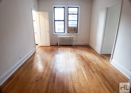 E 55 St - Photo 1