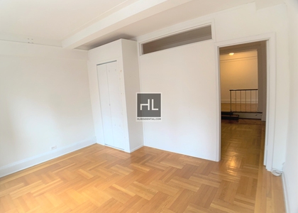 East 38 Street - Photo 1