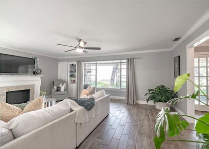 6455 Waverly Way - Photo 1