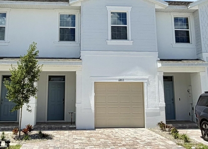 12813 Sw Forli Way - Photo 1