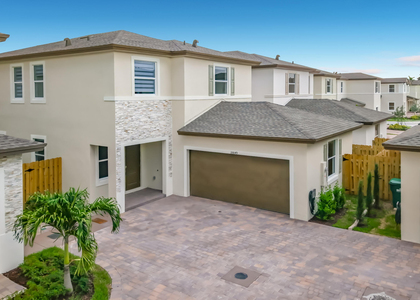 18873 Sw 315th Street - Photo 1