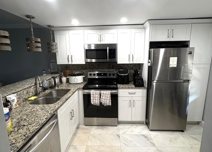 605 Oaks Drive - Photo 1