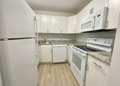 9517 Fontainebleau Boulevard - Photo 1