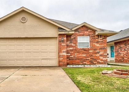 12324 Sw 5th Street - Photo 1