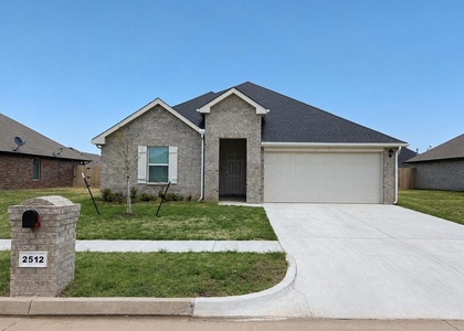 2512 Kathleens Crossing - Photo 1