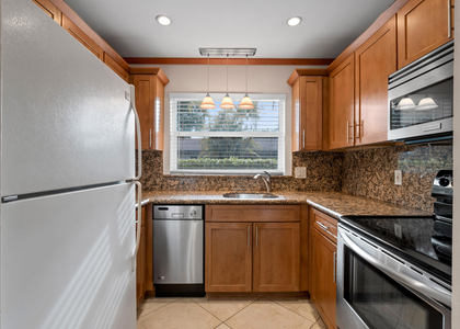 1106 Ne 16th Court - Photo 1
