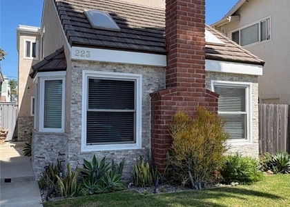 223 14th Street - Photo 1