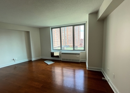 3333 Broadway - Photo 1
