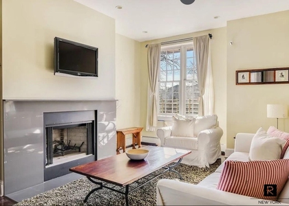 1109 Prospect Avenue - Photo 1