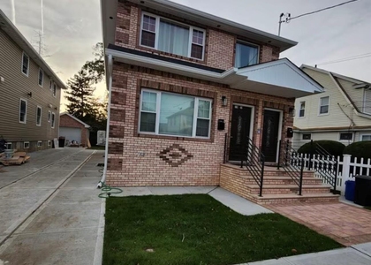 119-22 190th Street - Photo 1