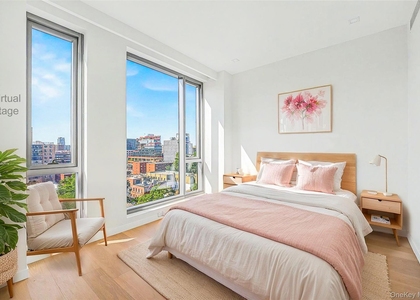 35-32 Leavitt Street - Photo 1