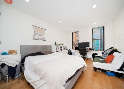 344 W 17th Street - Photo 1