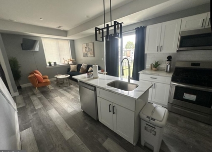 817 N 42nd Street - Photo 1